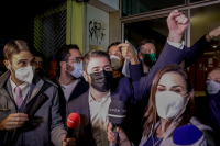 Εκλογές ΚΙΝΑΛ: «Σάρωσε» ο Ανδρουλάκης στην Κρήτη, πήρε την Αθήνα ο Παπανδρέου, τα αποτελέσματα ανά περιφέρεια
