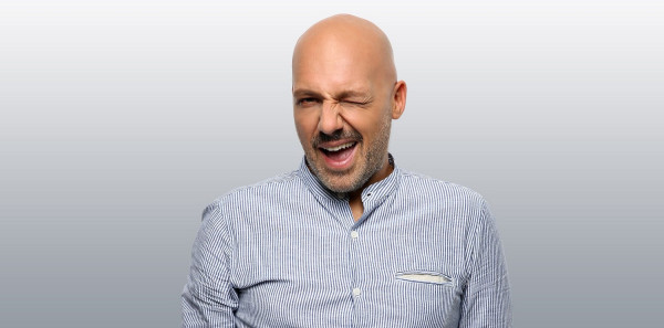 Ο Νίκος Μουτσινάς επιστρέφει στον ΣΚΑΪ: Πώς θα λέγεται η εκπομπή του - Δείτε το πρώτο trailer (vid)