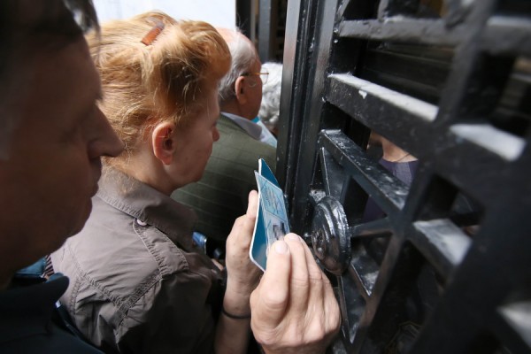 Πάνω από 1,5 εκατ. κατασχέσεις σε καταθέσεις, μισθούς, συντάξεις και λοιπά εισοδήματα το 2016