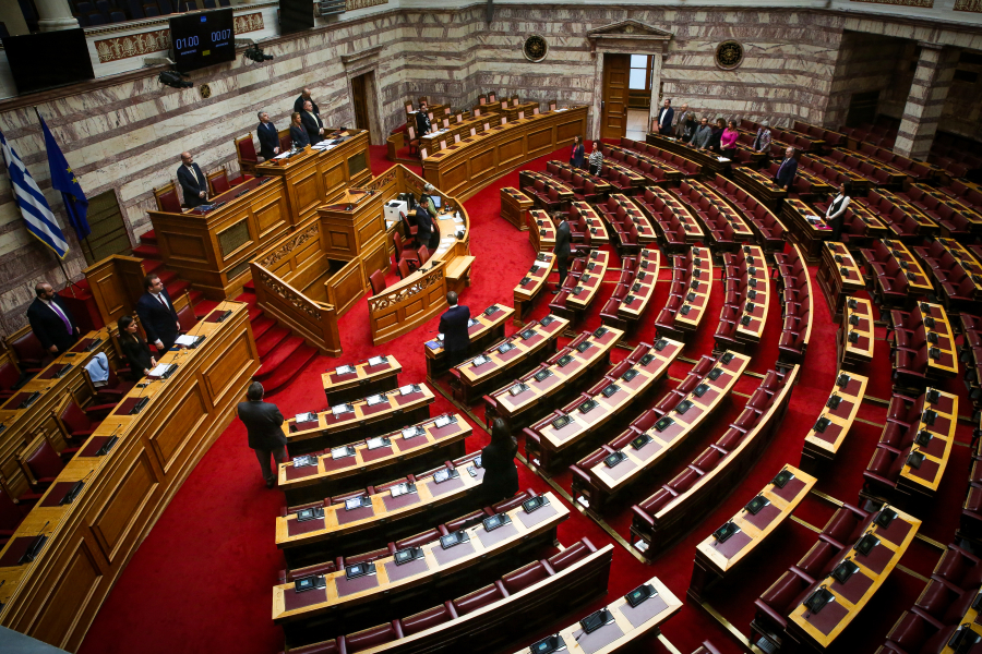 Η Βουλή τίμησε την 51η επέτειο της εξέγερσης του Πολυτεχνείου