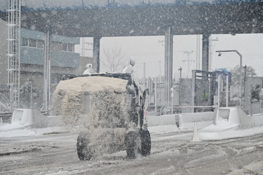 Κακοκαιρία Μπάρμπαρα: Νέο μήνυμα του 112 σε περιοχές της Αττικής και Εύβοια