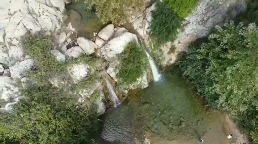 Ένας καταρράκτης σε απόσταση αναπνοής... από το κέντρο της Αθήνας