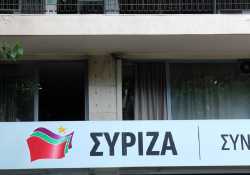 ΣΥΡΙΖΑ: Κόμματα που ταύτισαν τη διαδρομή τους με τη χειραγώγηση των ΜΜΕ επιτίθενται στη κυβέρνηση