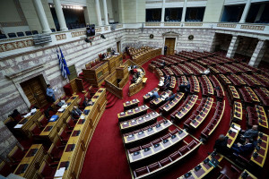 Γιώργος Μυλωνάκης - Βασίλης Μπαγιώκας: Οι δύο νέοι στη θέση του Γενικού και του Ειδικού γραμματέα της Βουλής