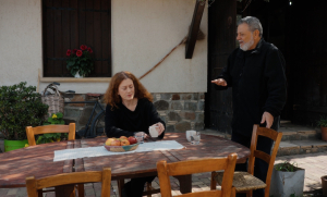 «Η γη της Ελιάς»: Μια φωτογραφία από το παρελθόν φέρνει ανατροπές