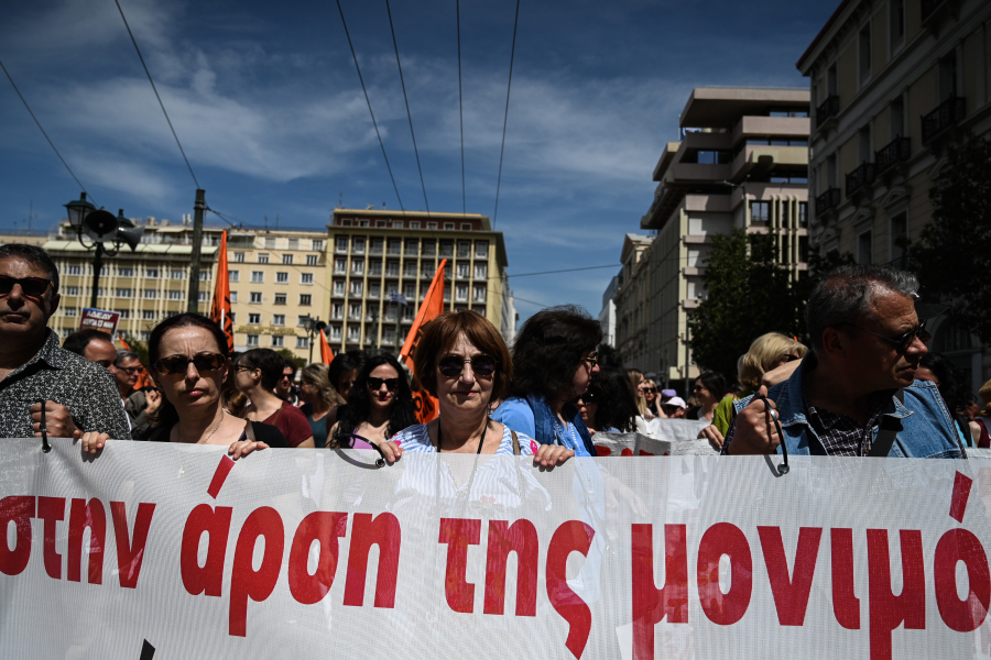 ΑΔΕΔΥ για εξαγγελίες Μητσοτάκη: «Πρόκληση» το «φιλοδώρημα» των 500 ευρώ