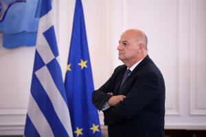 Η εμπλοκή και η δήθεν παραίτηση Τσιάρα