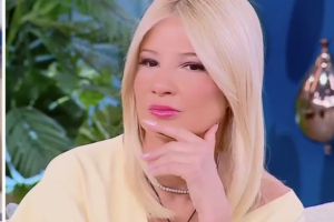 Η Φαίη Σκορδά επιβεβαίωσε on air τον γάμο της (βίντεο)