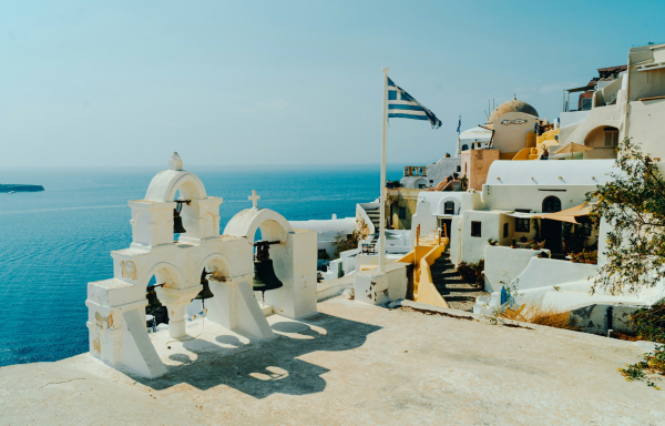 Αλλάζει ο καιρός: Έρχεται δεκαήμερο με 30άρια και σκόνη