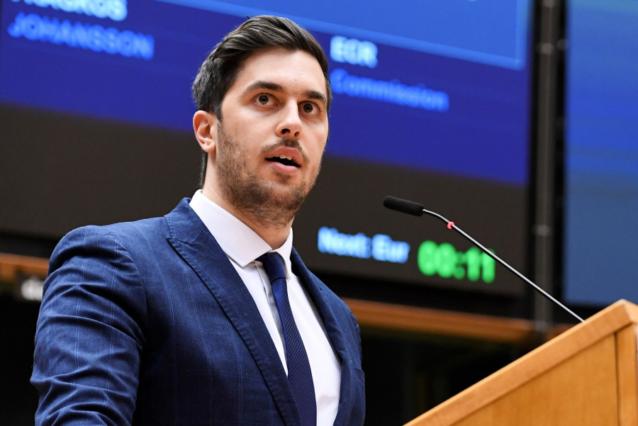 Αυτοί εκλέγονται ευρωβουλευτές με την Ελληνική Λύση