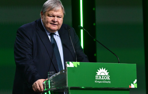 Βενιζέλος: «Ο Μητσοτάκης επιδιώκει την όξυνση λόγω της συσσώρευσης σκανδάλων»