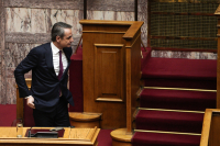 Η «διαβολοβδομάδα», ο ανασχηματισμός στα μέσα Μαρτίου και οι εισηγήσεις να πέσουν... κεφάλια