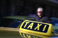 ΚΤΕΛ Κηφισού: Συνελήφθη 36χρονος οδηγός ταξί που εξαπατούσε επιβάτες - Δεν είχε άδεια οδήγησης