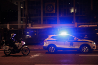 Πουλούσε εικόνες αγίων και τους... ξάφριζε τα κινητά τους