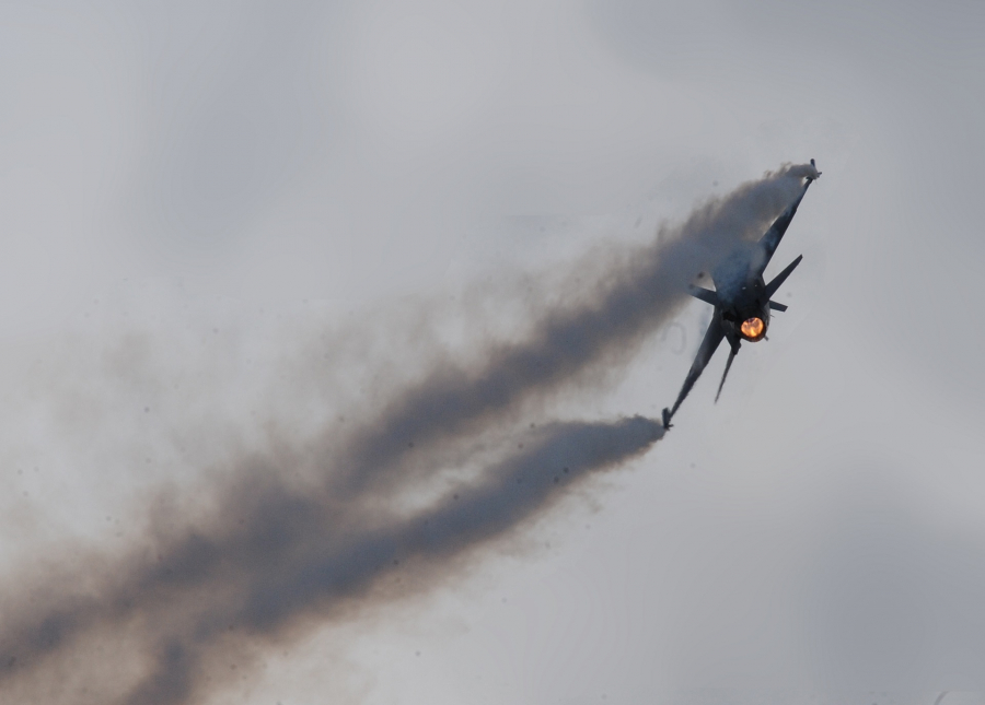 Κρεσέντο προκλήσεων με νέες παραβιάσεις από τουρκικά μαχητικά στο Αιγαίο