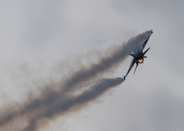 Κρεσέντο προκλήσεων με νέες παραβιάσεις από τουρκικά μαχητικά στο Αιγαίο