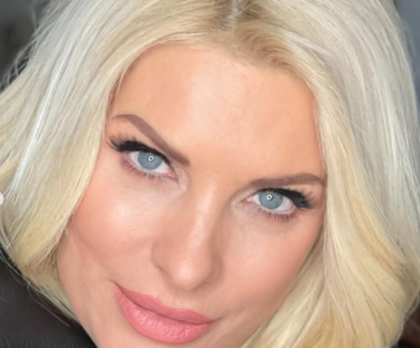 Γενέθλια για την Ελένη Μενεγάκη - Η ζωγραφιά του γιου της και το τρυφερό μήνυμα