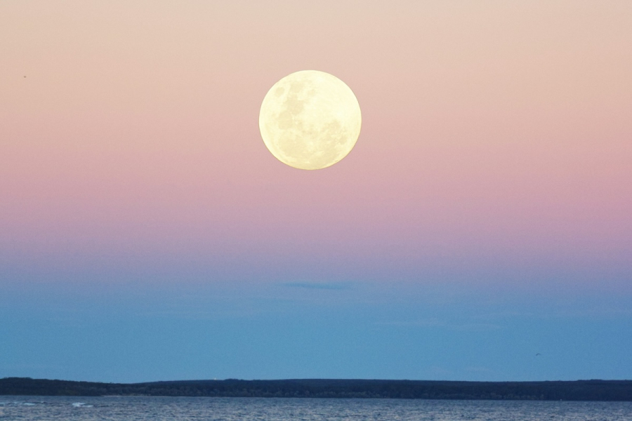 Πότε είναι η πανσέληνος Ιουλίου 2025 – Δύσκολες ώρες για 3 ζώδια