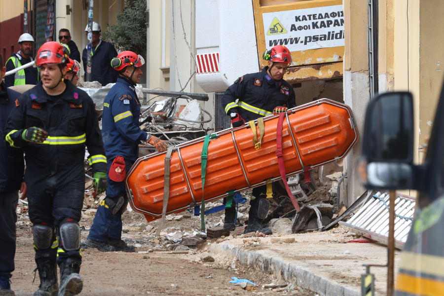 Τραγωδία στην Πλάκα: Εντοπίστηκαν άλλες δύο σοροί μετά την έκρηξη σε κτίριο