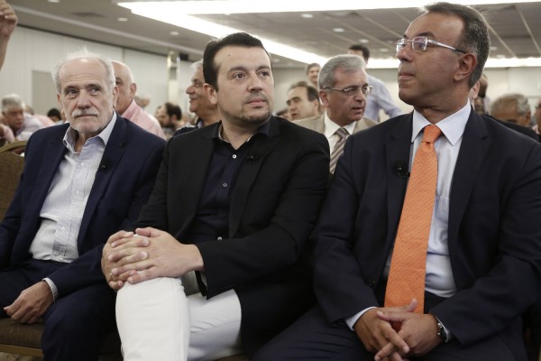 Παππάς: Πρώτα η ανάπτυξη και μετά το χρέος