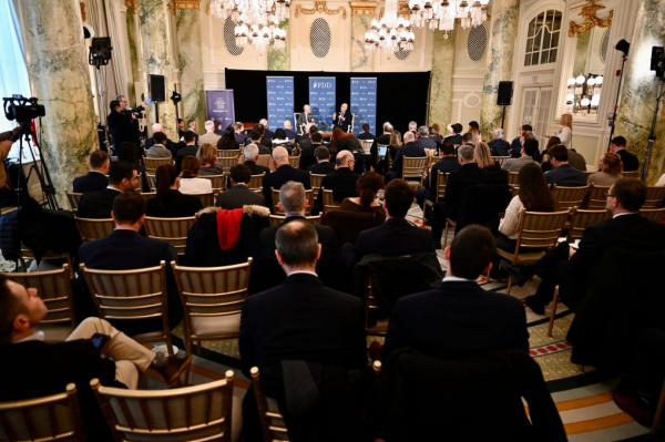 Συνάντηση Δένδια με τον υπουργό Πολέμου των ΗΠΑ, Πιτ Χέγκσεθ