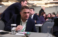Τσουκαλάς: Η κυβέρνηση επιλέγει την απραξία για να μην ενοχλήσει ισχυρά συμφέροντα