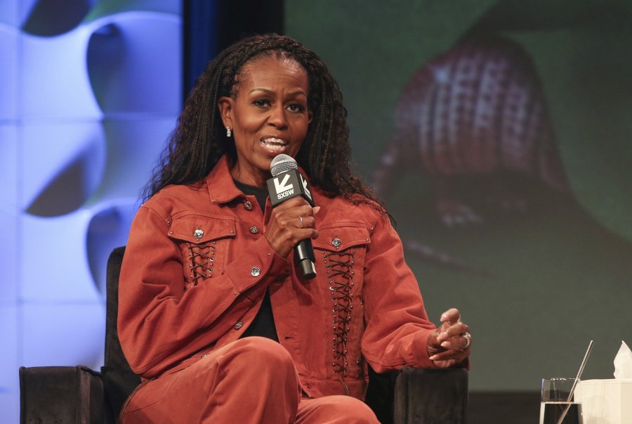 Η Μισέλ Ομπάμα απαντά στις φήμες περί διαζυγίου: «Δεν μπορούσε να το χωρέσει το μυαλό τους»