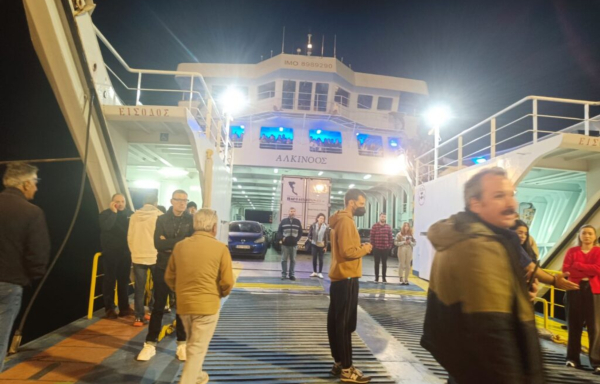 Ηγουμενίτσα: Μεγάλη ένταση στο λιμάνι με νταλίκα χωρίς εισιτήριο - Τι συνέβη