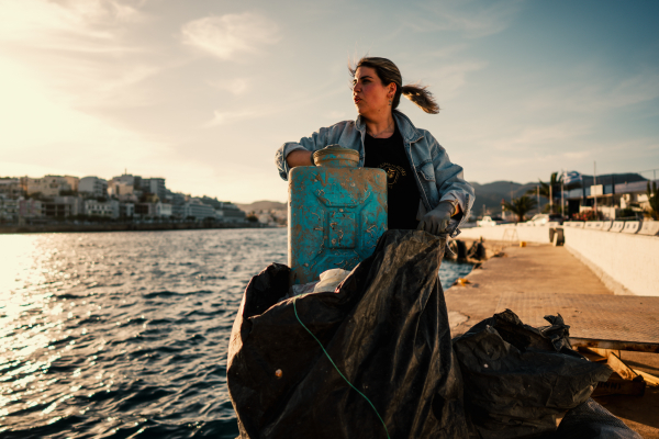 Η Ferryscanner και η Εναλεία γιορτάζουν ένα χρόνο συνεργασίας για καθαρότερες θάλασσες