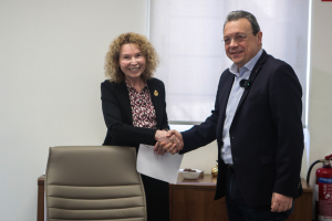 Φάμελλος: Ο κ. Μητσοτάκης δεν εξασφαλίζει ούτε τη διαφάνεια, ούτε τον υγιή ανταγωνισμό