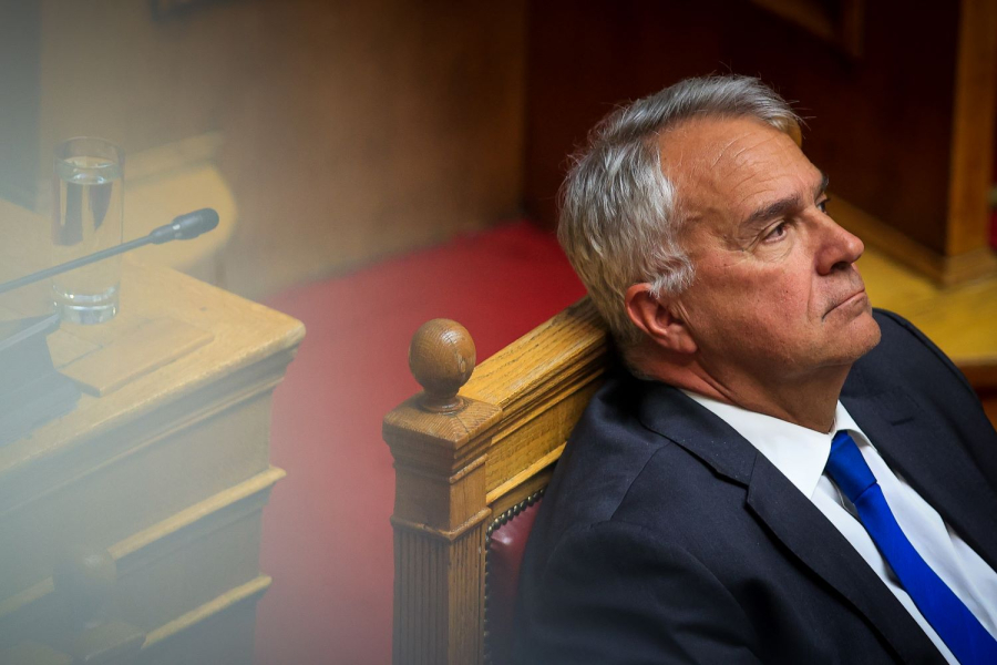 Βουλή: Σκληρό πρέσινγκ στην κυβέρνηση για Τέμπη και κράτος Δικαίου – «Εκμεταλλεύεστε την τραγωδία», απαντά ο Βορίδης