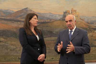 Μειμαράκης σε Ζωή: Η κυβέρνηση πρέπει να λάβει υπόψη της την πρόεδρο της Βουλής (ΑΠΕ/ΜΠΕ)