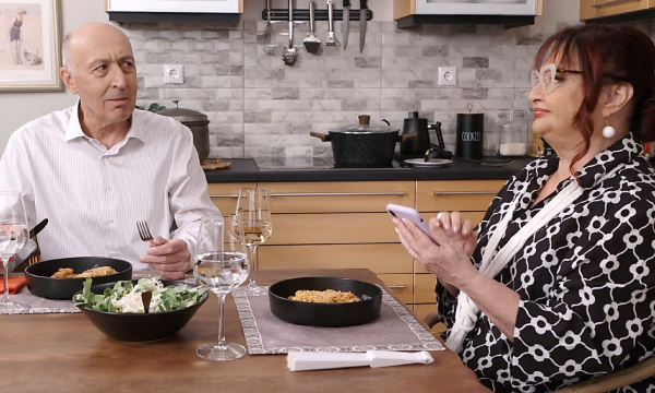 «Το Σόι Σου»: Οι Τριαντάφυλλοι χάνουν τα μυαλά τους με την τεχνητή νοημοσύνη...