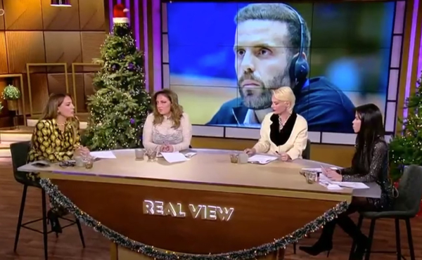 Σοφία Μουτίδου για Νίκο Παππά: «Ποια κατάσταση δικαιολογεί να τον κάνει μπαούλο στο ξύλο»