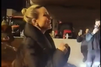 Η Κατερίνα Λιόλιου σε μπλόκο - Στήριξε τους αγρότες με το «Νοικιάστηκε» (Βίντεο)