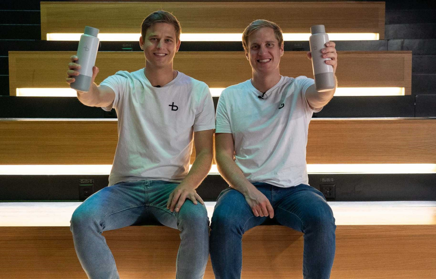 Αυτό το μπουκάλι φτιάχνει ανθρακούχο νερό οπουδήποτε και οποτεδήποτε