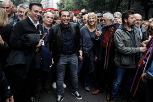 Γιατί πήγε ο Αλέξης Τσίπρας στο Πολυτεχνείο - Πώς αποτιμά ο ΣΥΡΙΖΑ τη χτεσινή πορεία