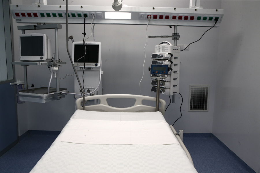 Αμαλιάδα: Πέθανε ο ηλικιωμένος που ζούσε με την κόρη του σε αυτοκίνητο