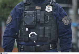 Κύκλωμα παράνομων ελληνοποιήσεων: Στη φυλακή ο απόστρατος αξιωματικός της ΕΛΑΣ, ο φερόμενος ως «εγκέφαλος»