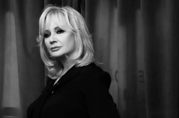 Αγγελική Νικολούλη: Καλό σου ταξίδι μανούλα μου