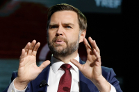 The Atlantic: Ο Βανς αμφισβητεί το Πεντάγωνο για τον πόλεμο στο Ιράν, ανησυχεί για το απόθεμα των πυραύλων