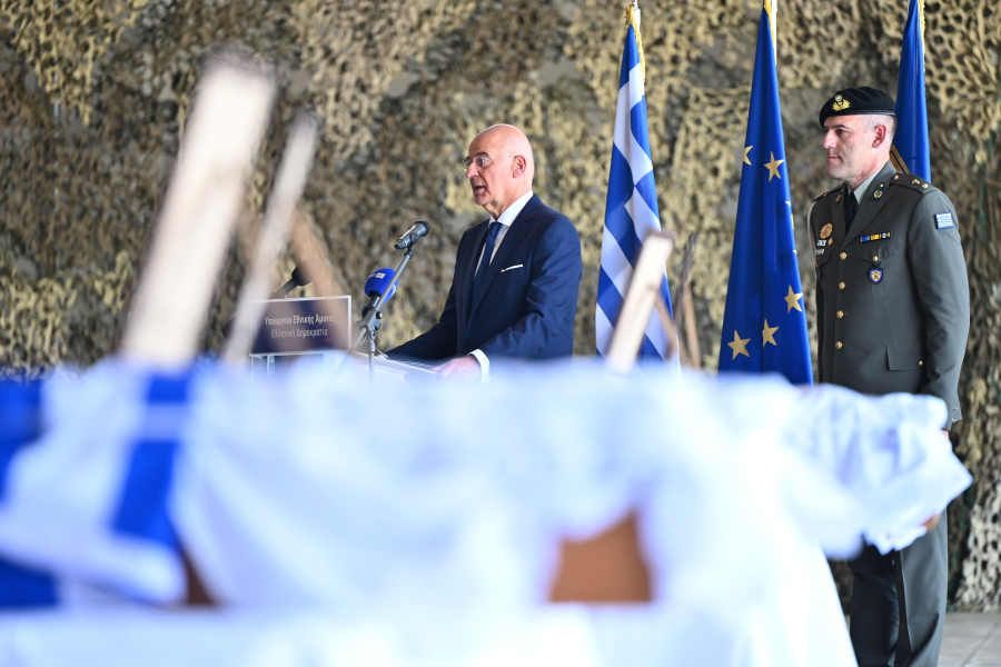 Επαναπατρισμός λειψάνων έξι Ελλήνων πεσόντων της Κύπρου – Παρουσία Νίκου Δένδια η τελετή