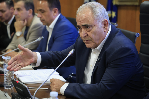 Γιάννης Χατζηθεοδοσίου: Τα 6 μεγάλα μέτωπα της αγοράς, ο ΦΠΑ και ο ΕΦΚ