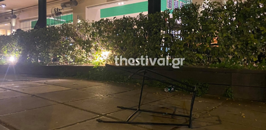 Θεσσαλονίκη: Τριάντα ροπαλοφόροι επιτέθηκαν σε παρέα που καθόταν σε καφετέρια (εικόνες)