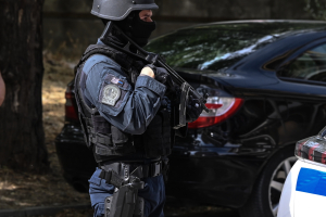 «Ελ. Βενιζέλος»: Εντοπίστηκαν πάνω από 185 κιλά κάνναβης σε αποθήκη του τελωνείου