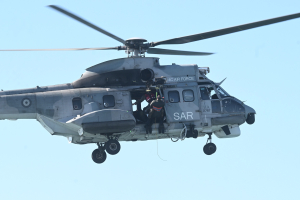 Κρήτη: Ελικόπτερο της Πολεμικής Αεροπορίας παρέλαβε 22χρονο ασθενή από δεξαμενόπλοιο