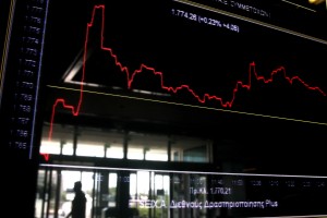 Η Ελλάδα βγαίνει και πάλι στις αγορές με 7ετές ομόλογο