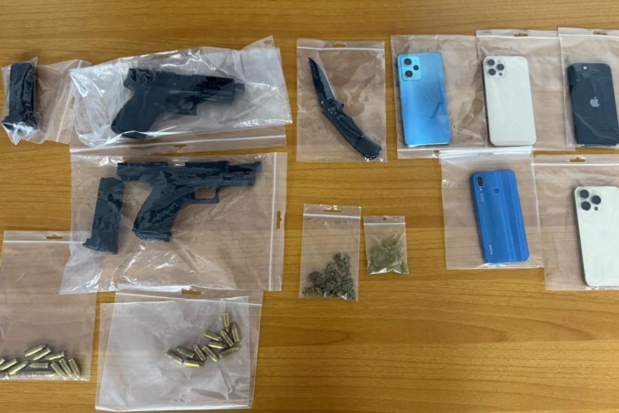 Εννέα συλλήψεις Τούρκων για όπλα, ναρκωτικά σε Αθήνα και Θεσσαλονίκη