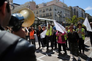 Παράσταση διαμαρτυρίας για το πρόβλημα λεπτοσπείρωσης σε σχολείο της Θεσσαλονίκης