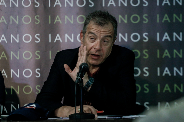 Η απάντηση του Στ. Θεοδωράκη